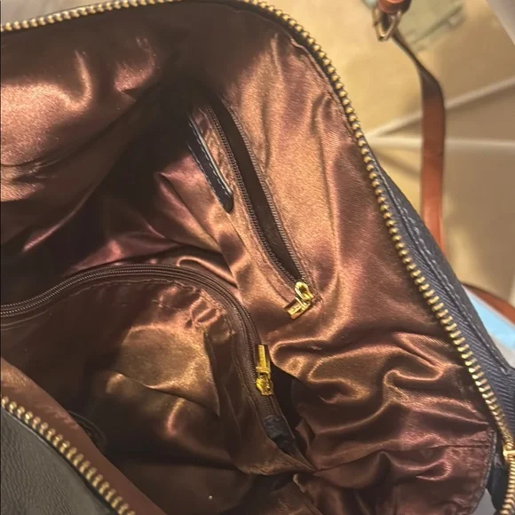 Black Leather Handbag - Picture 2 of 6